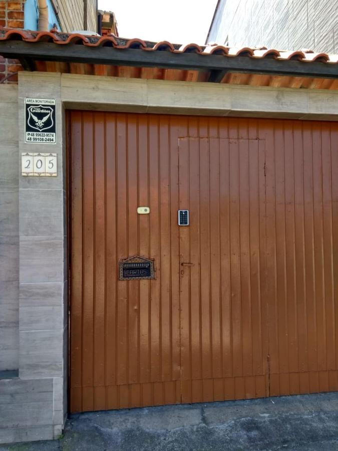 Gara Hospedaria 1 インビトゥバ エクステリア 写真